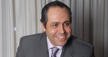 الدكتور ياسر نصر